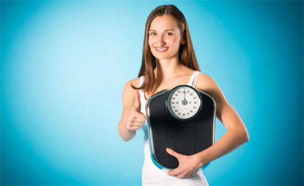 大体重减肥一个月多少斤正常 大体重减肥会有平台期吗