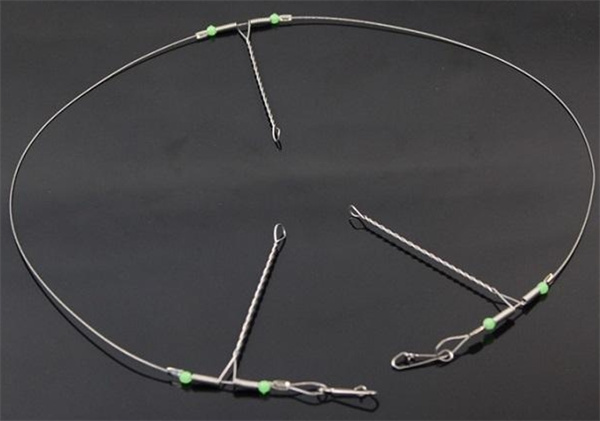 锚钩和铅坠之间要保持多少距离 串钩一般用多重的铅坠