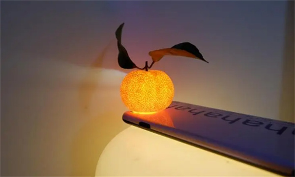 怎么做橘子灯的方法 橘子手工制作小夜灯