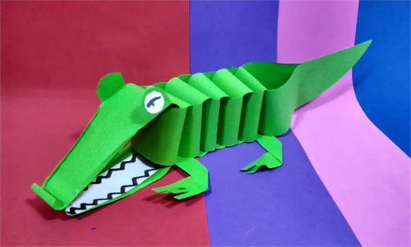 怎么做立体鳄鱼的方法 卡纸手工制作能动鳄鱼