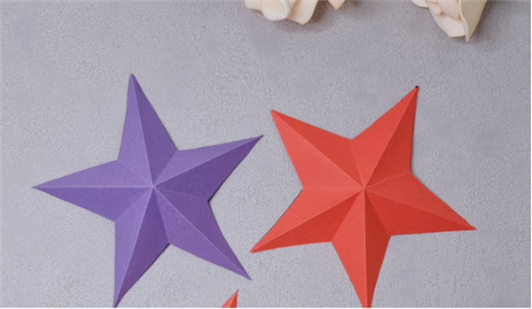 怎么做立体五角星方法 硬纸片手工制作五角星