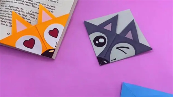 怎么简单做三角形书签 卡纸手工折纸边角书签